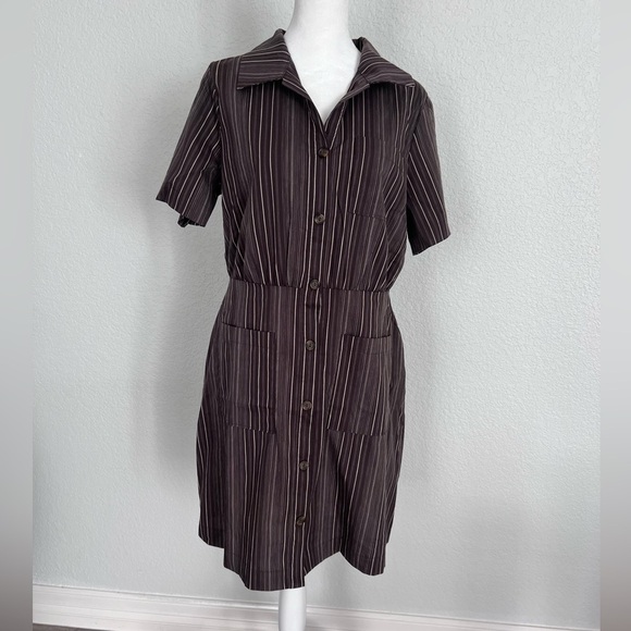 GILLI NWT Half Sleeve Shirt Dress Brown/White Stripe Size M Elastic Waist Back - Picture 1 of 6